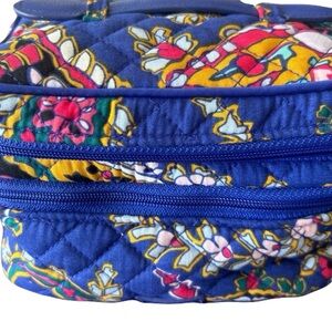 VERA BRADLEY Iconic Jewelry Train Case / Cosmetic - Romantic Paisley